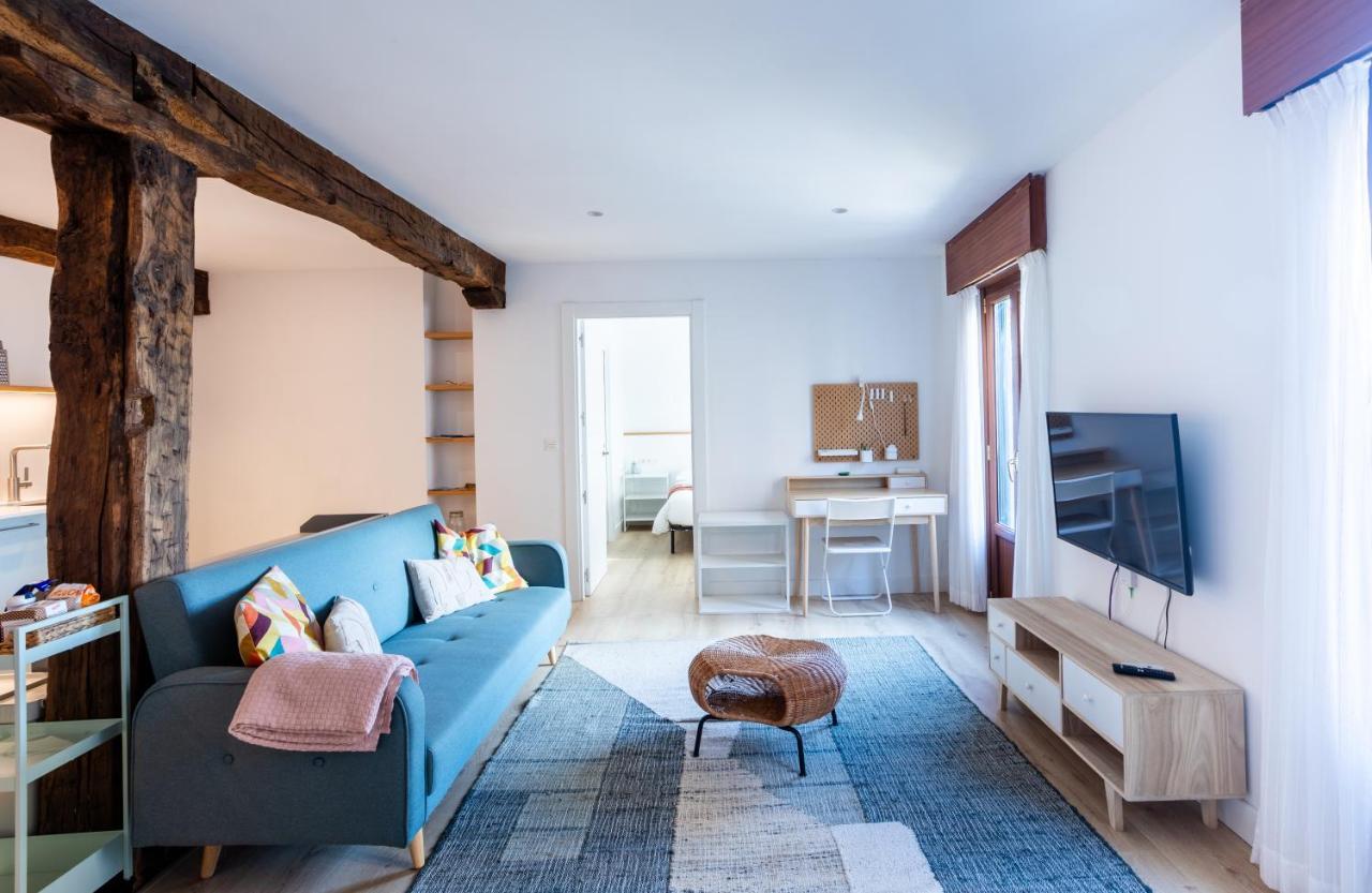 Old Port Apartment