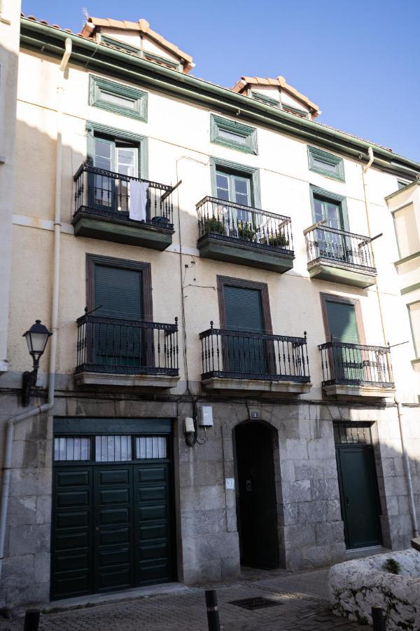 Old Port Apartment